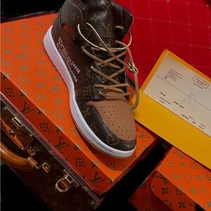 Louis Vuitton Men's Black and Brown High-Top Sneakers